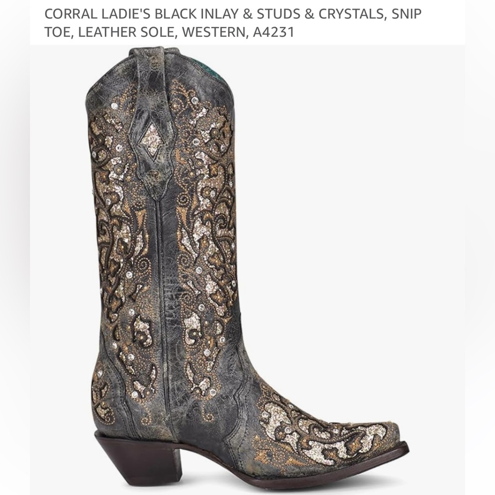 Corral Women's Embroidered sparkly stud and glitter Western Boots